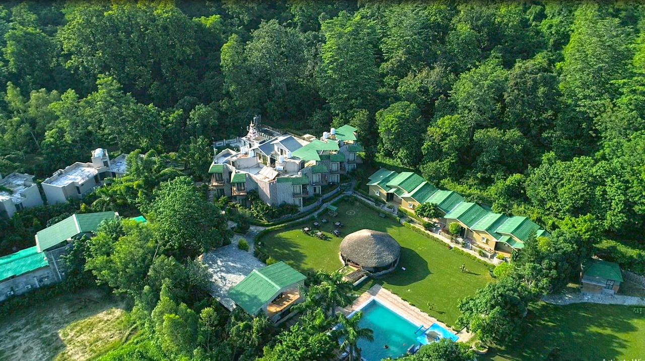 Clarissa Resort Exterior