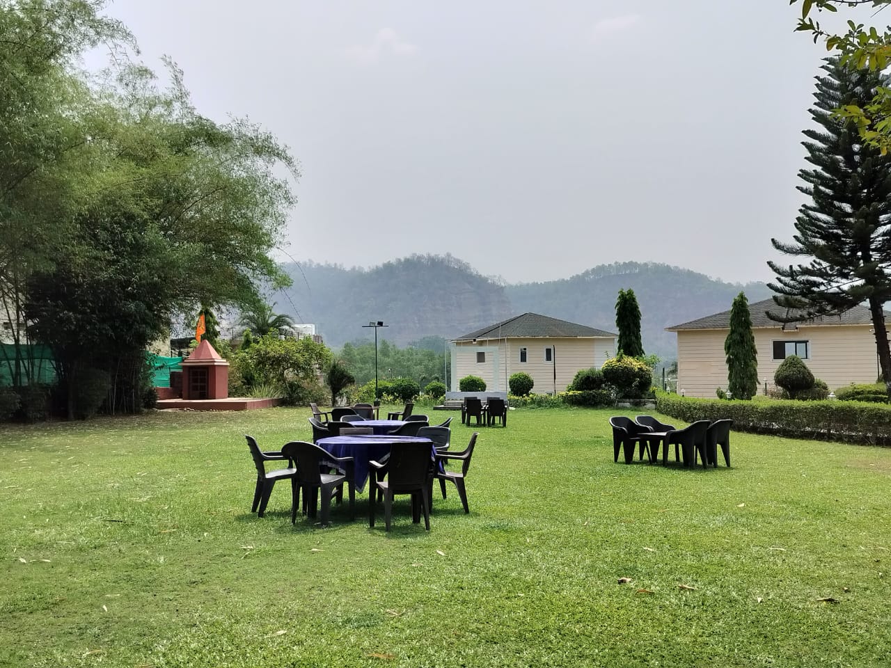 River Heritage Resort Dhikuli